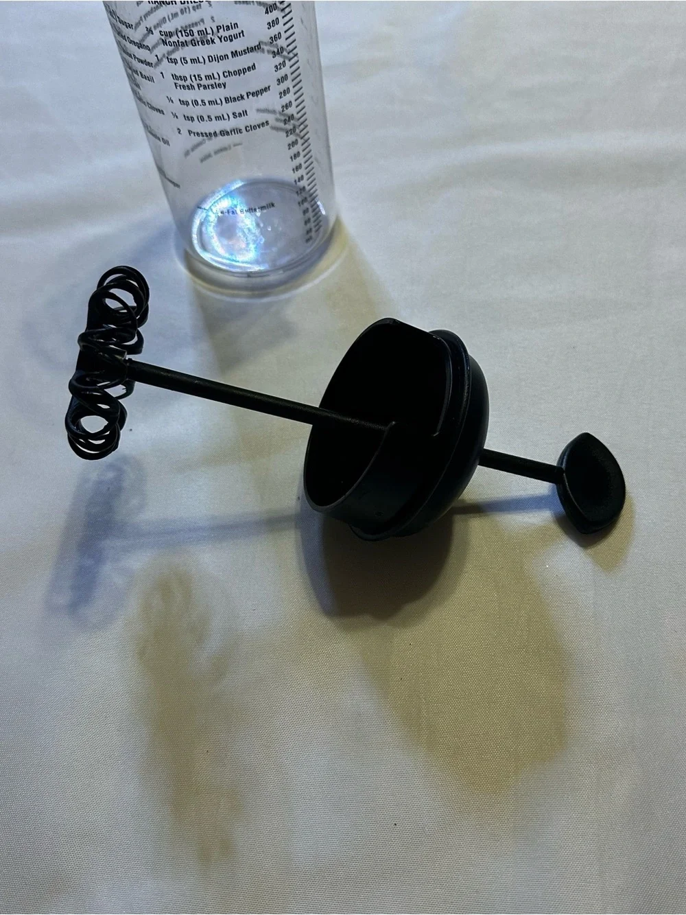 The Pampered Chef Clear Dressing measuring Mixer salad pourer.  Retired